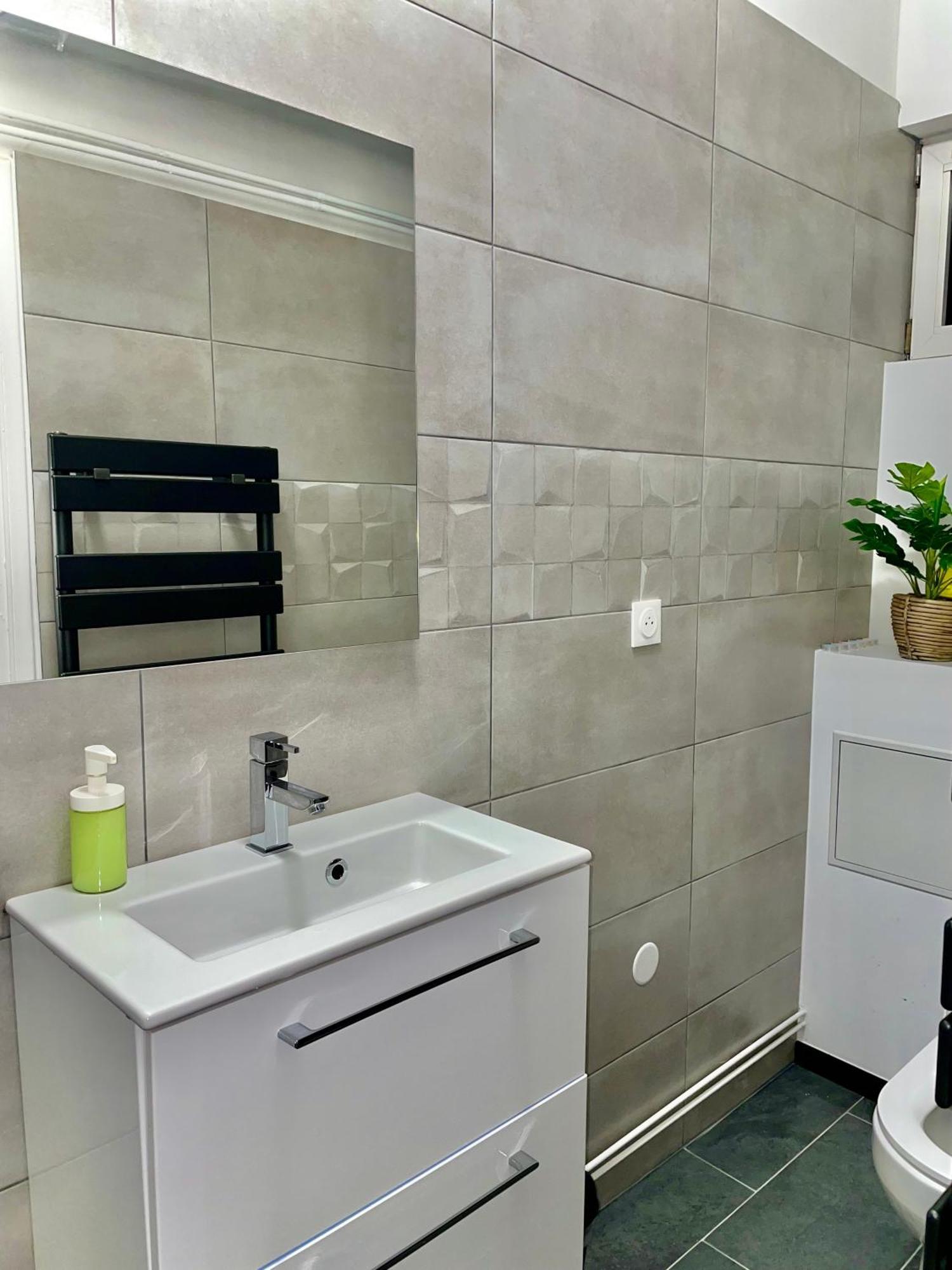 Bohème Spa Appartement privatif avec jacuzzi Orléans Extérieur photo
