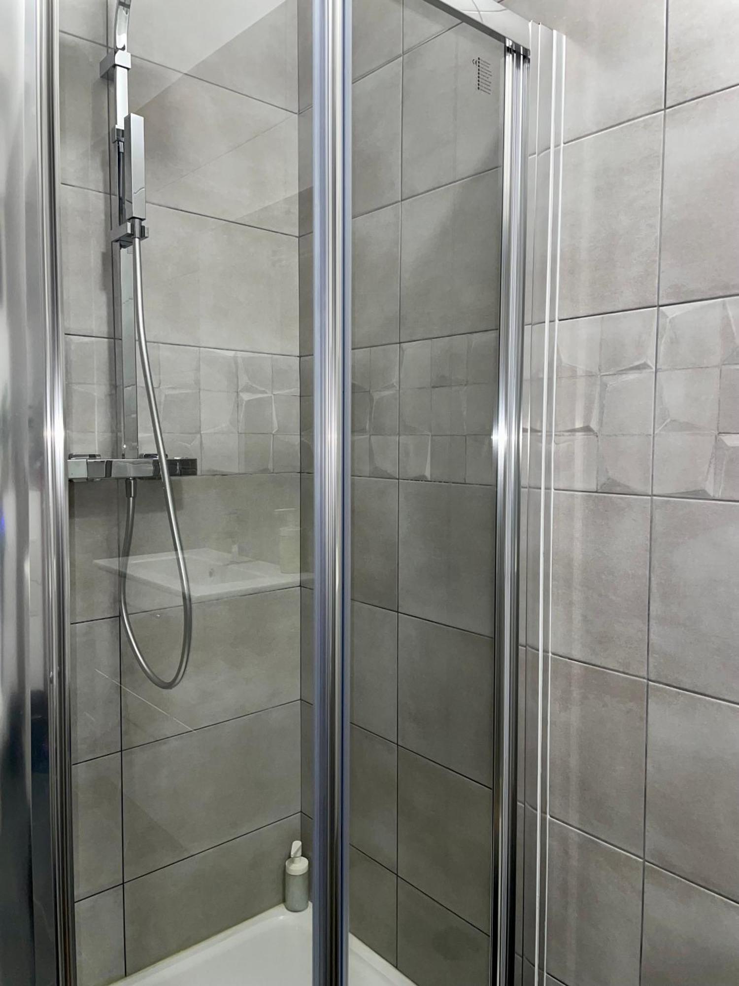 Bohème Spa Appartement privatif avec jacuzzi Orléans Extérieur photo